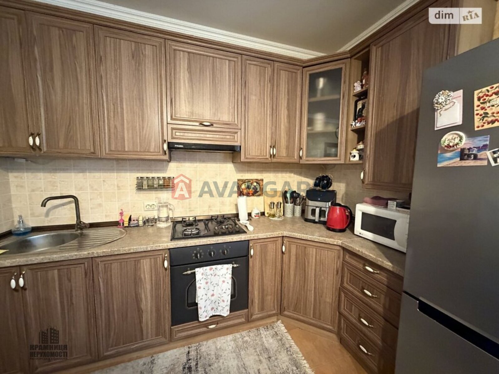 2 ��. ��������, 69/-/18 ��. �., 2/2 ������ ���� 7