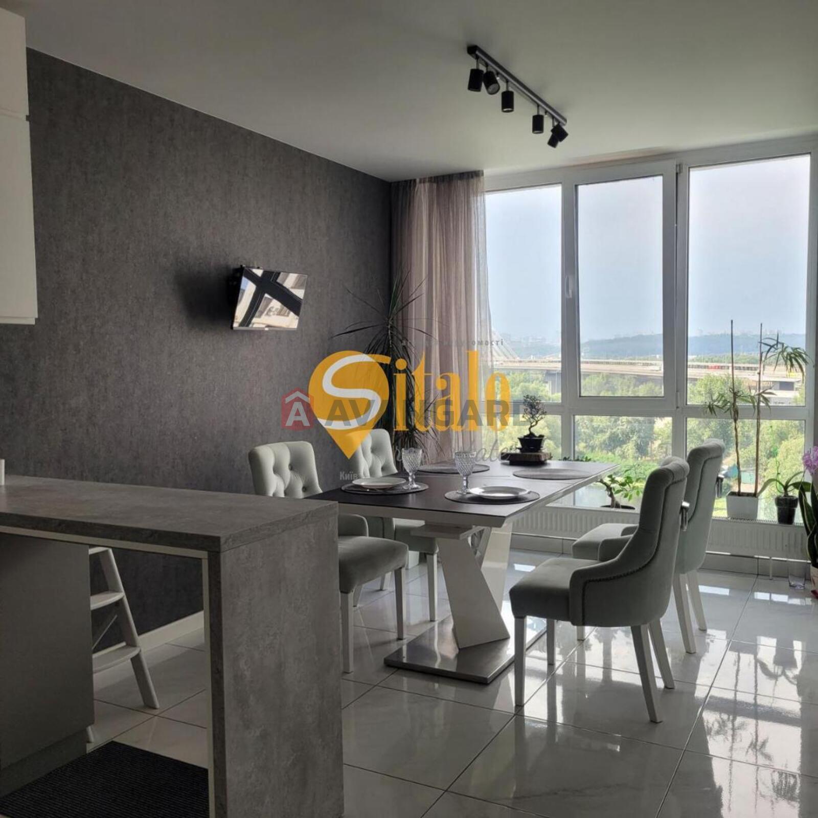 3 ��. ��������, 95/50/19 ��. �., 8/10 ������ ���� 8