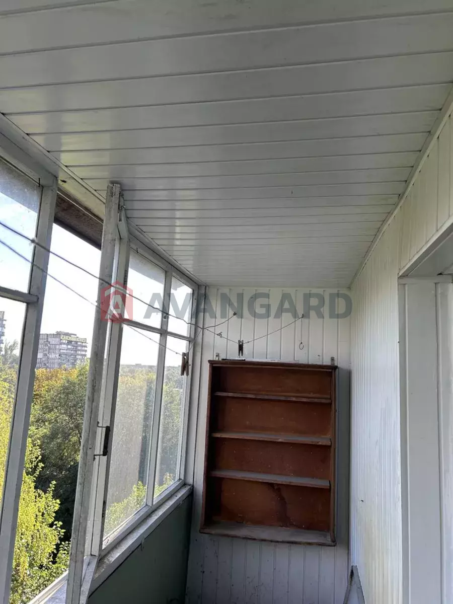 2 ��. ��������, 50/-/7 ��. �., 6/9 ������ ���� 14