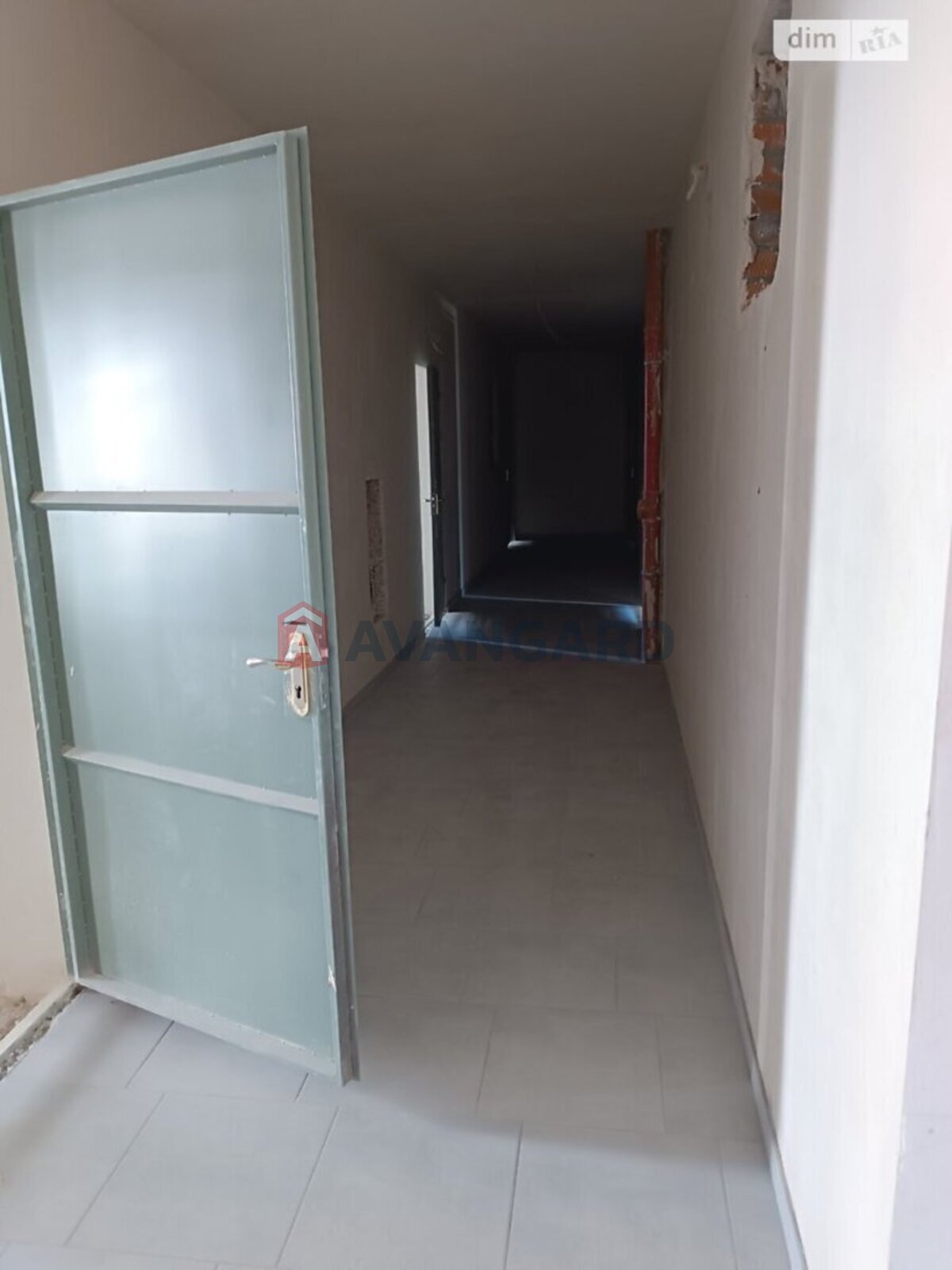 2 ��. ��������, 57/30/12 ��. �., 5/5 ������ ���� 8