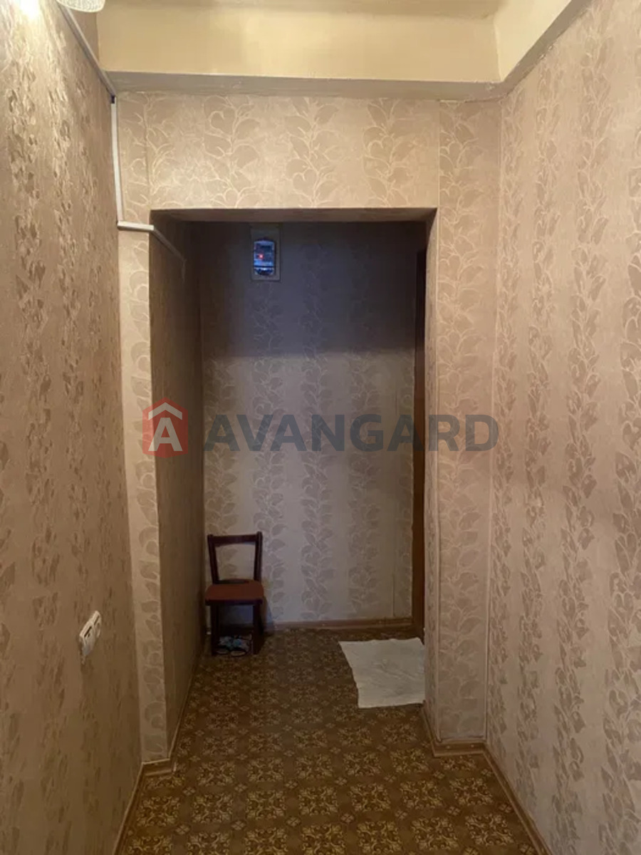 2 ��. ��������, 43/-/6 ��. �., 4/5 ������ ���� 2