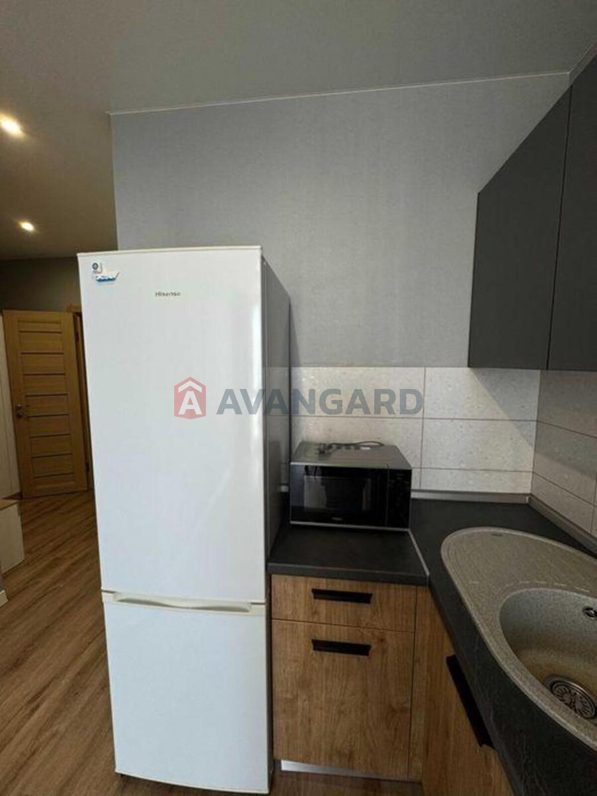 1 ��. ��������, 33/-/10 ��. �., 19/25 ������ ���� 10