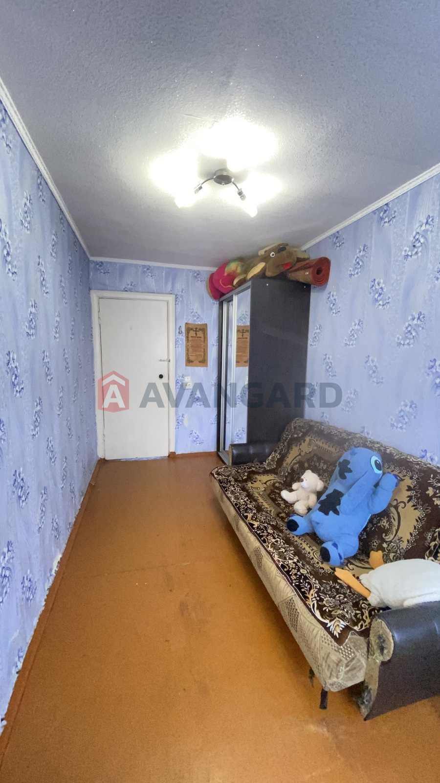 2 ��. ��������, 42/-/5 ��. �., 2/5 ������ ���� 28