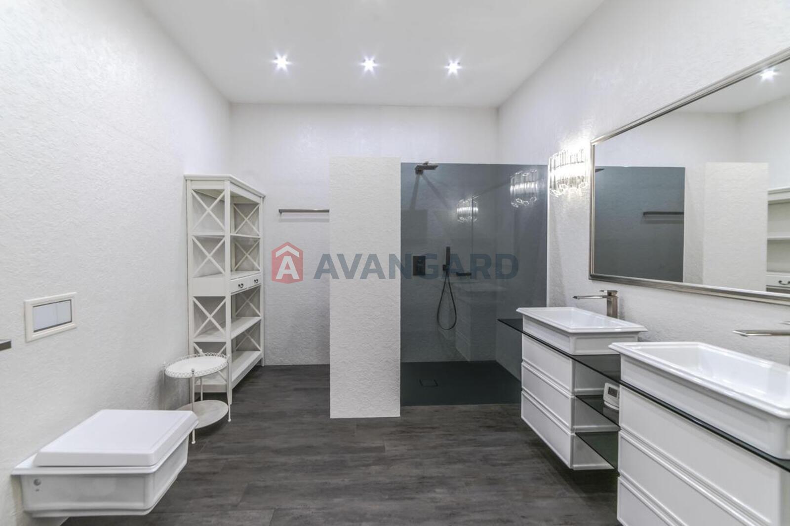 6 ��. ��������, 660/179/32 ��. �., 8/9 ������ ���� 25