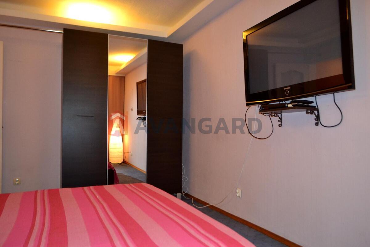 2 ��. ��������, 46 / 22 / 18 ��. �., 4/9 ������ ���� 19