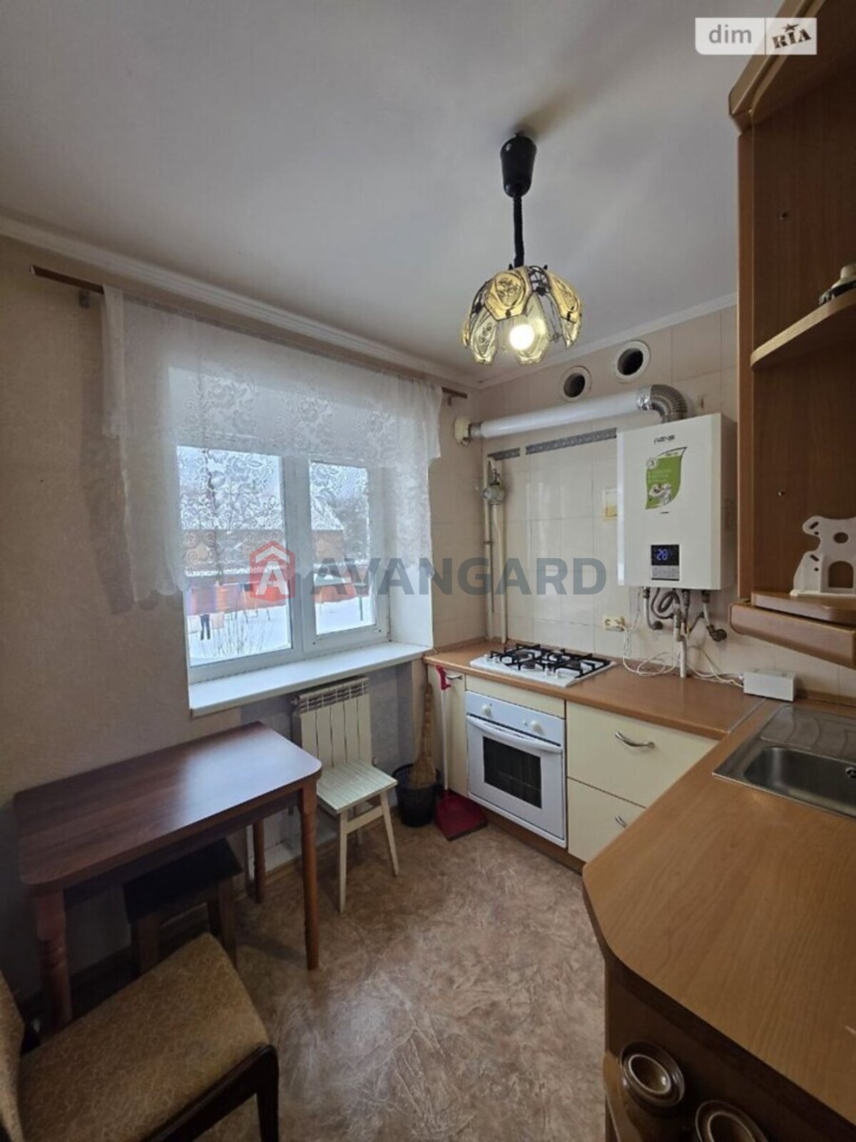 3 ��. ��������, 43/28/6 ��. �., 2/2 ������ ���� 7