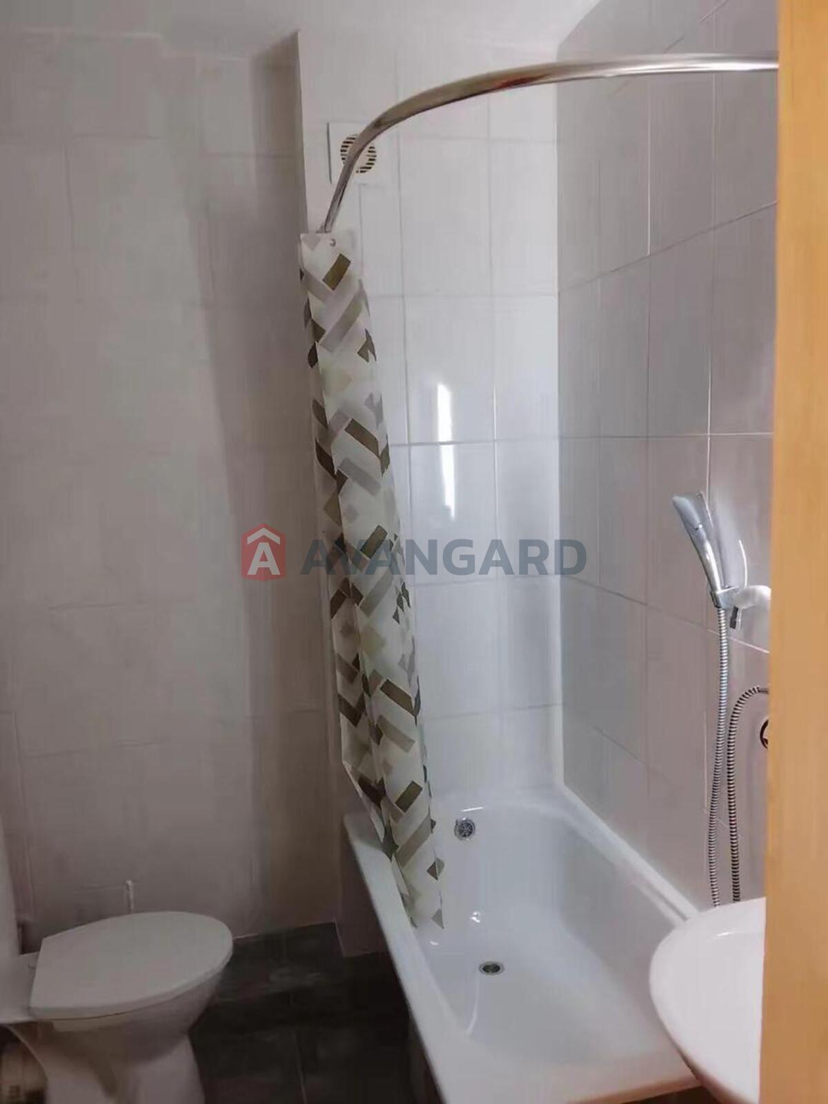 1 ��. ��������, 21/-/13 ��. �., 1/11 ������ ���� 20