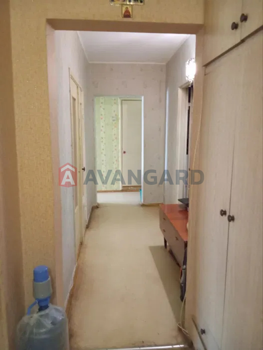 4 ��. ��������, 87/-/10 ��. �., 1/10 ������ ���� 2