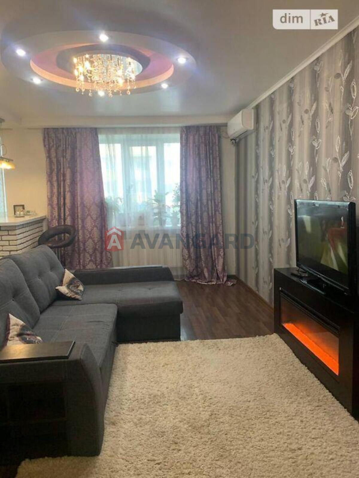 2 ��. ��������, 64/64/16 ��. �., 1/8 ������ ���� 12