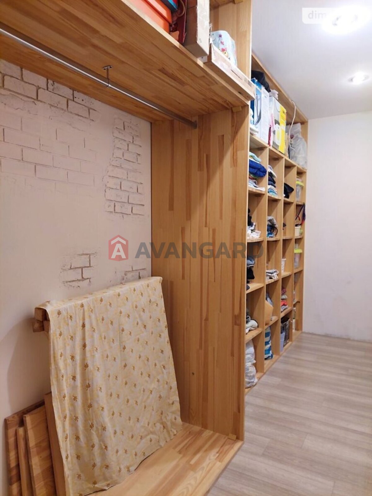 3 ����. ��������, 66/-/- ��. �., 8/9 ���� ���� 5