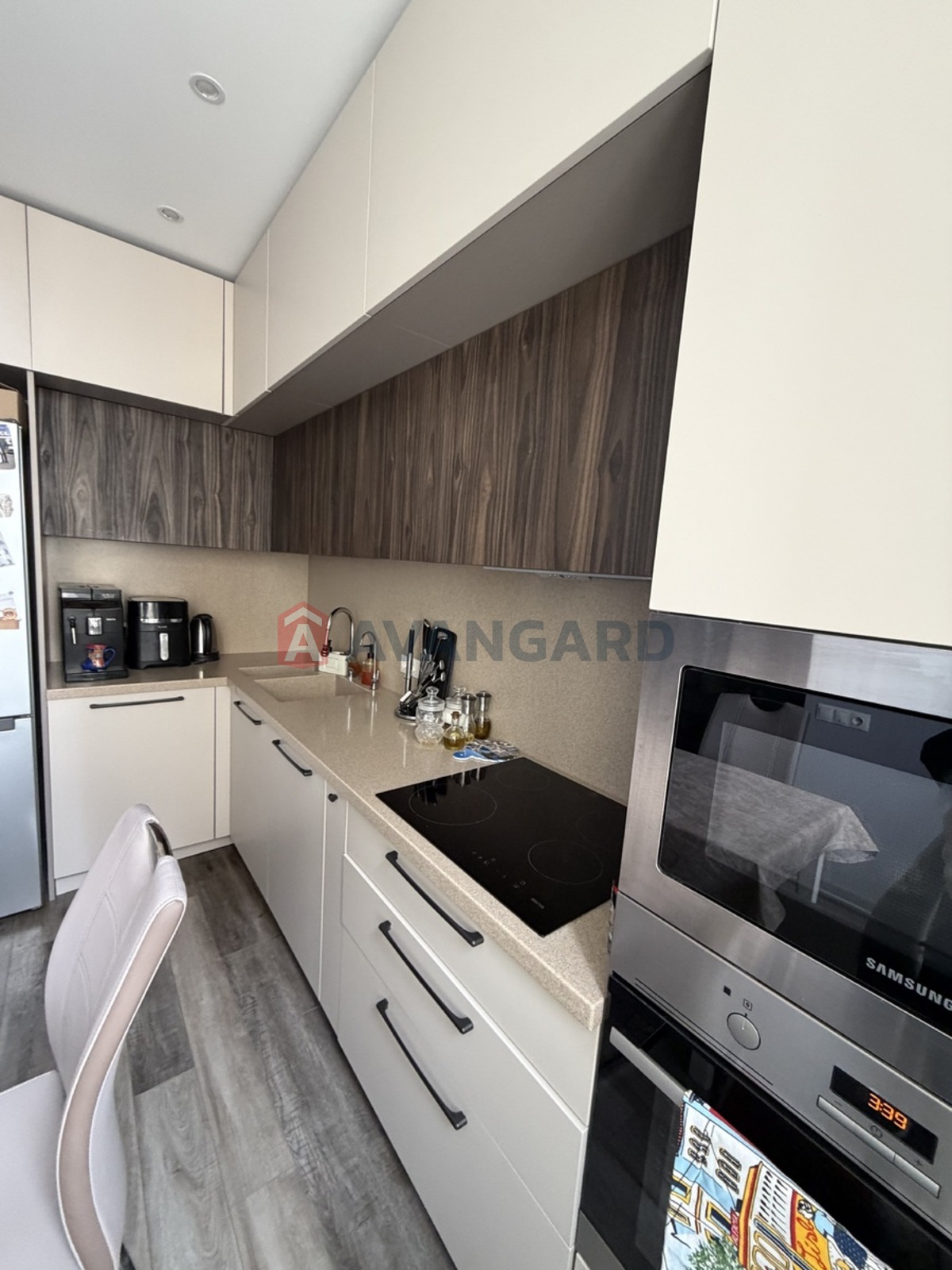 2 ��. ��������, 67/51/11 ��. �., 11/26 ������ ���� 17