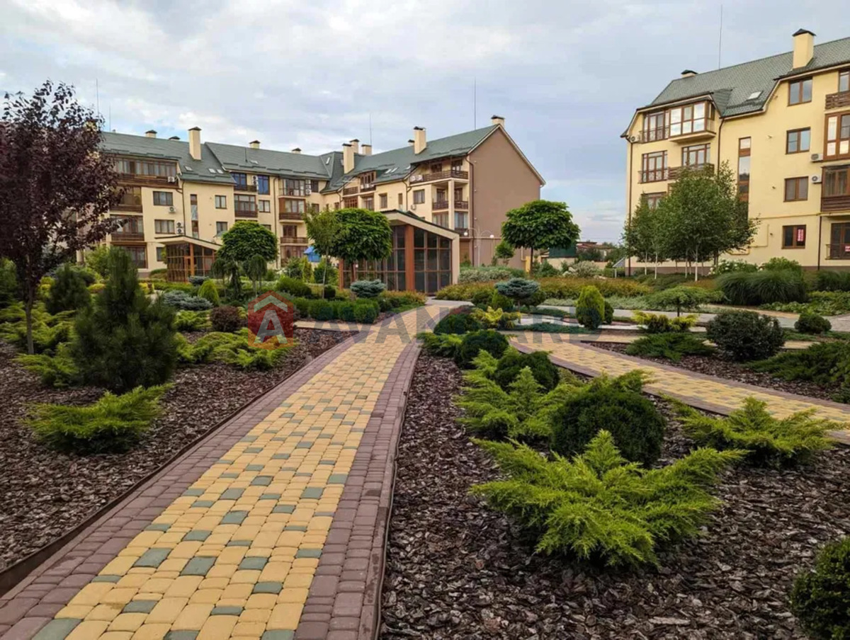 3 ����. ��������, 107/-/15 ��. �., 1/4 ���� ���� 17