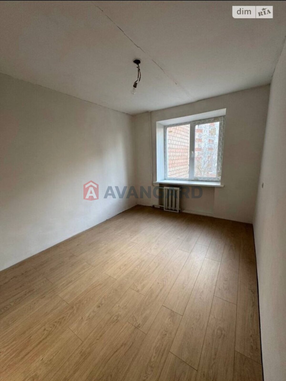 3 ��. ��������, 70/38/7 ��. �., 5/9 ������ ���� 2