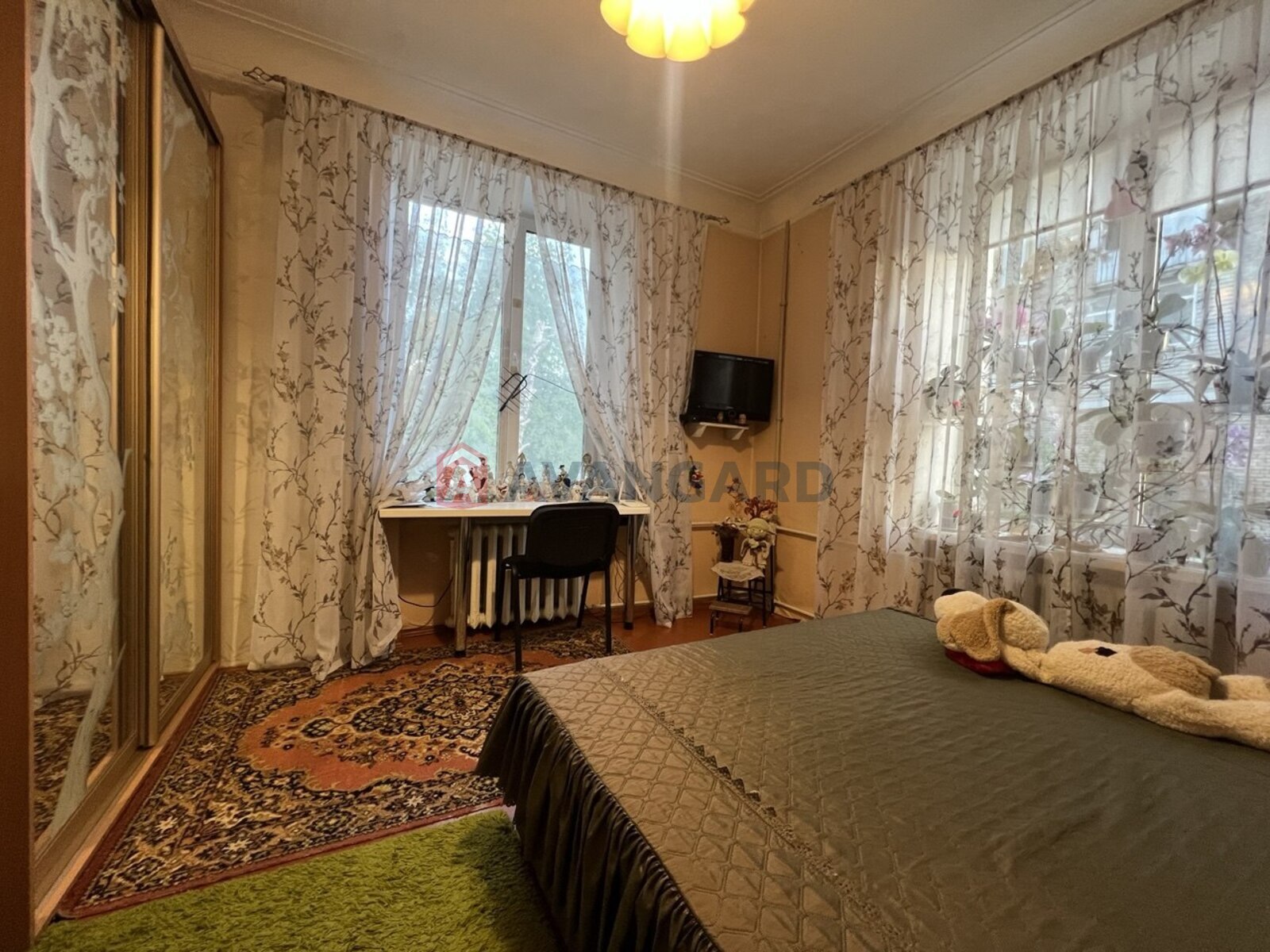 2 ��. ��������, 50/30/7 ��. �., 2/5 ������ ���� 4