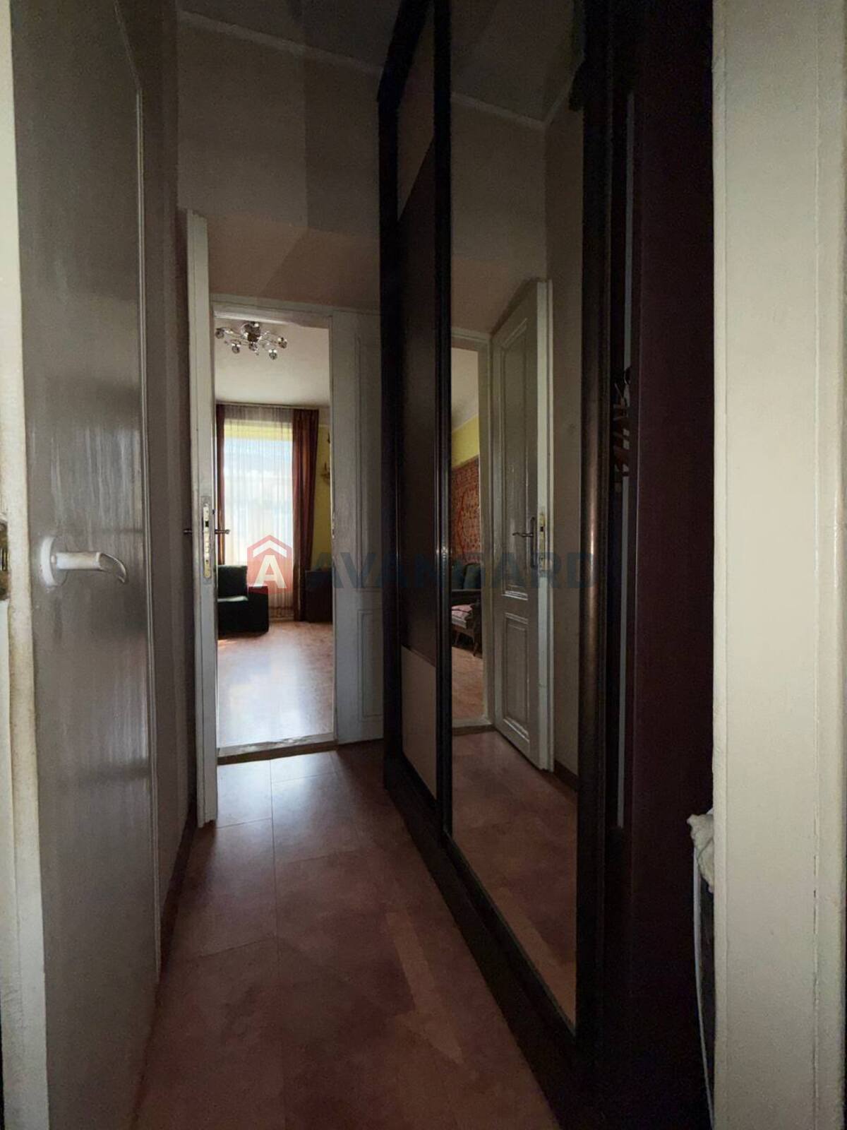 1 ��. ��������, 30/17/10 ��. �., 2/3 ������ ���� 13