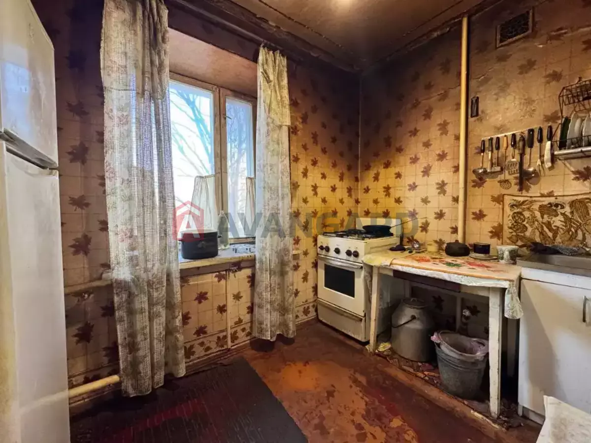 3 ��. ��������, 60/40/6 ��. �., 2/9 ������ ���� 17