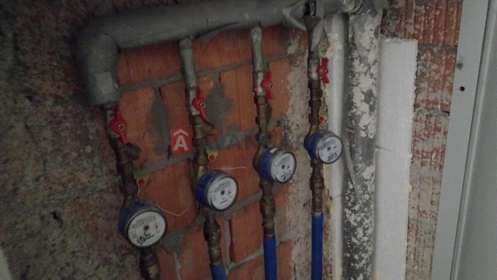 1 ��. ��������, 43/-/12 ��. �., 10/10 ������ ���� 20