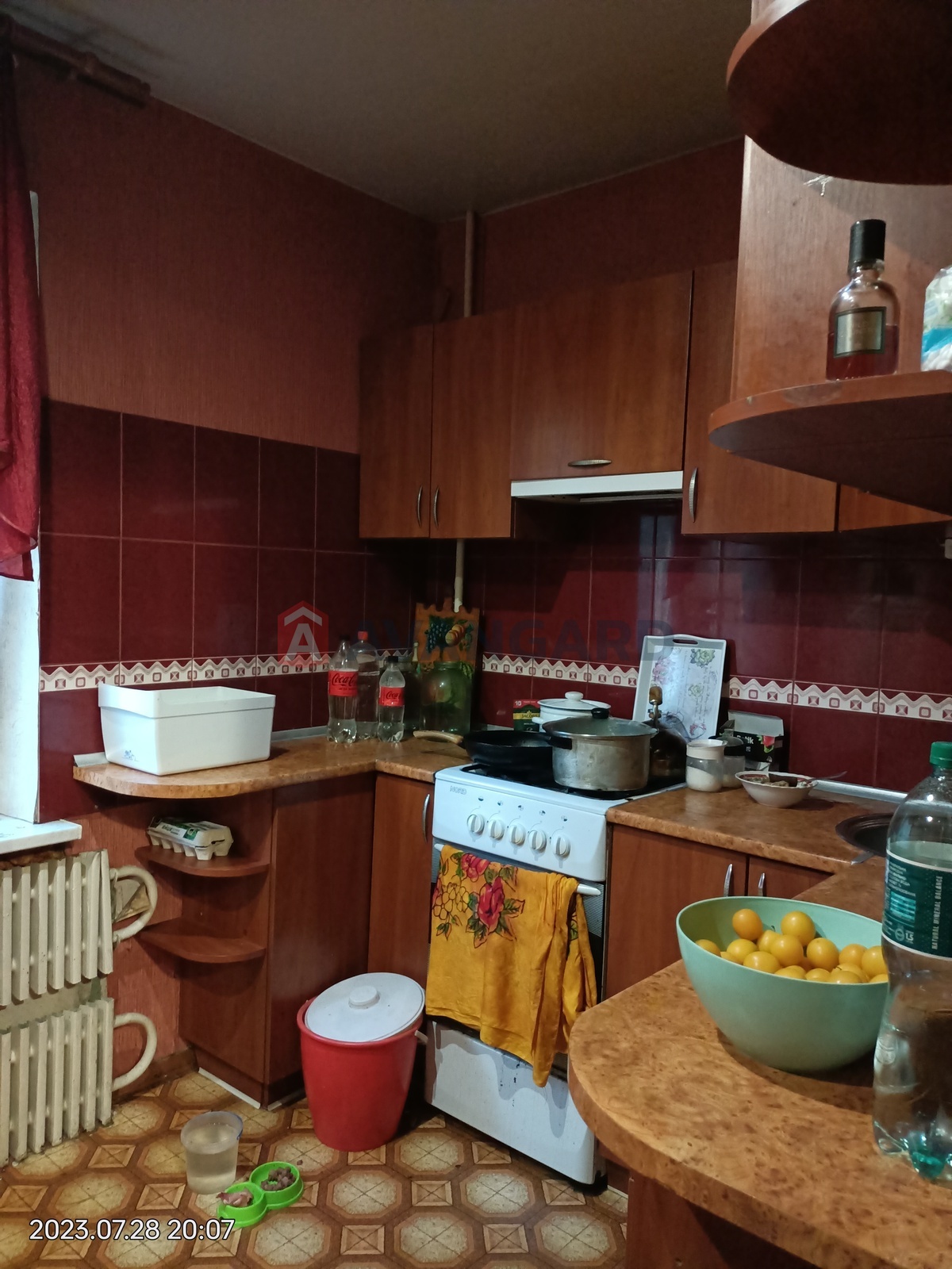 3 ��. ��������, 68/50/8 ��. �., 2/9 ������ ���� 10