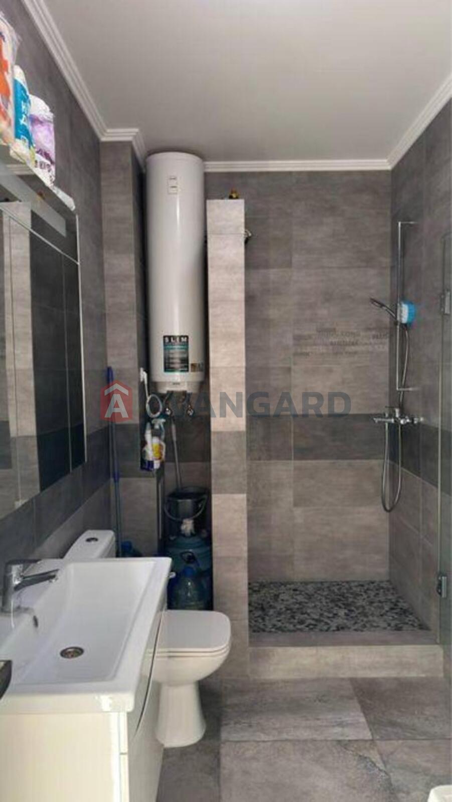 2 ����. ��������, 50/-/4 ��. �., 8/15 ���� ���� 6