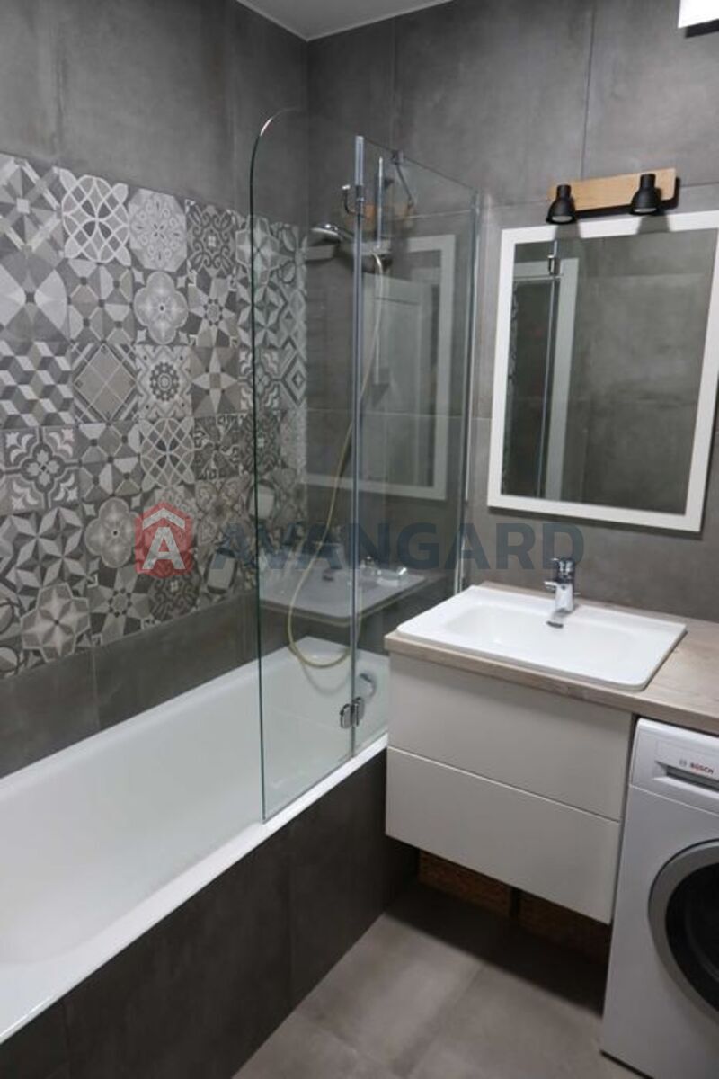 2 ��. ��������, 67/-/11 ��. �., 9/11 ������ ���� 14