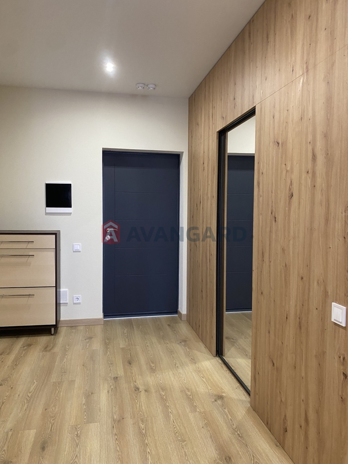 2 ��. ��������, 68/26/23 ��. �., 16/26 ������ ���� 18