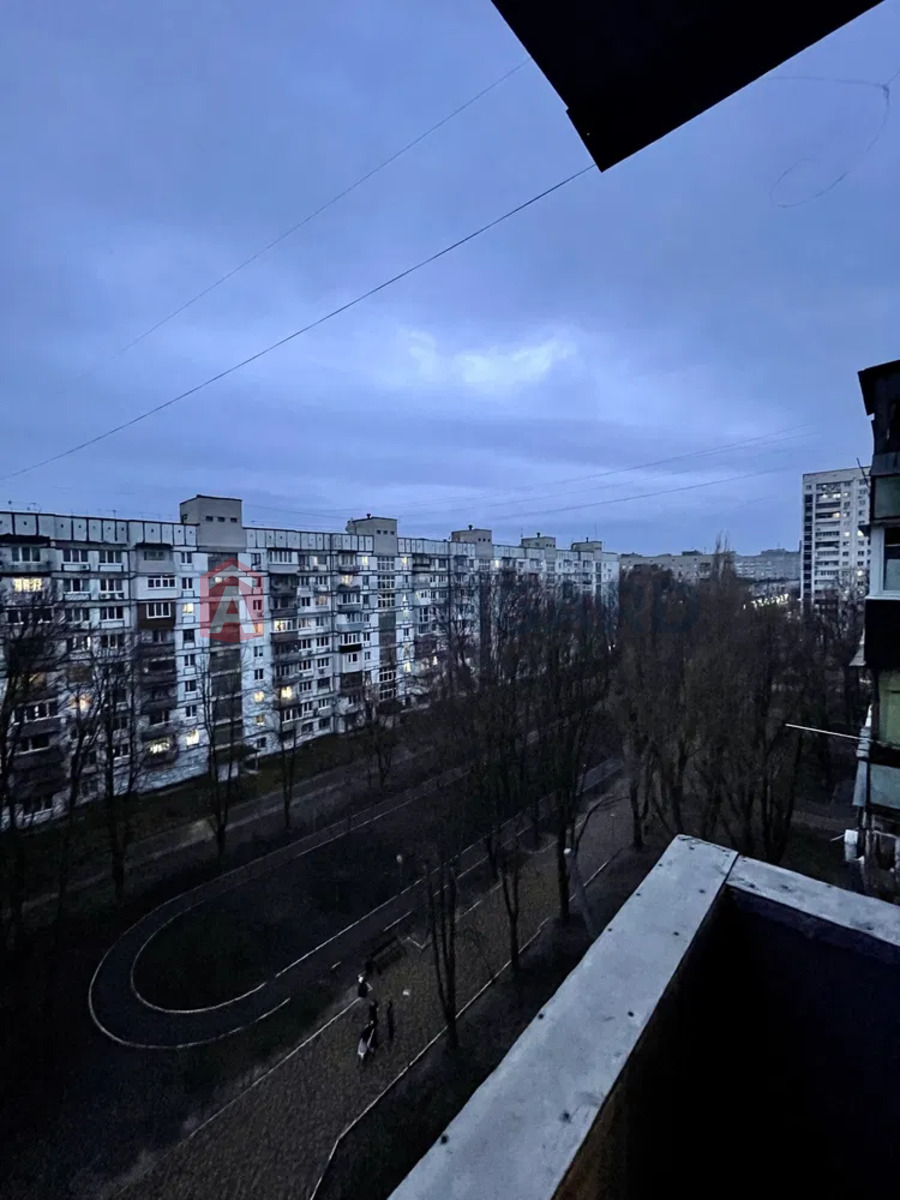 3 . , 69/37/7 . ., 8/9   6