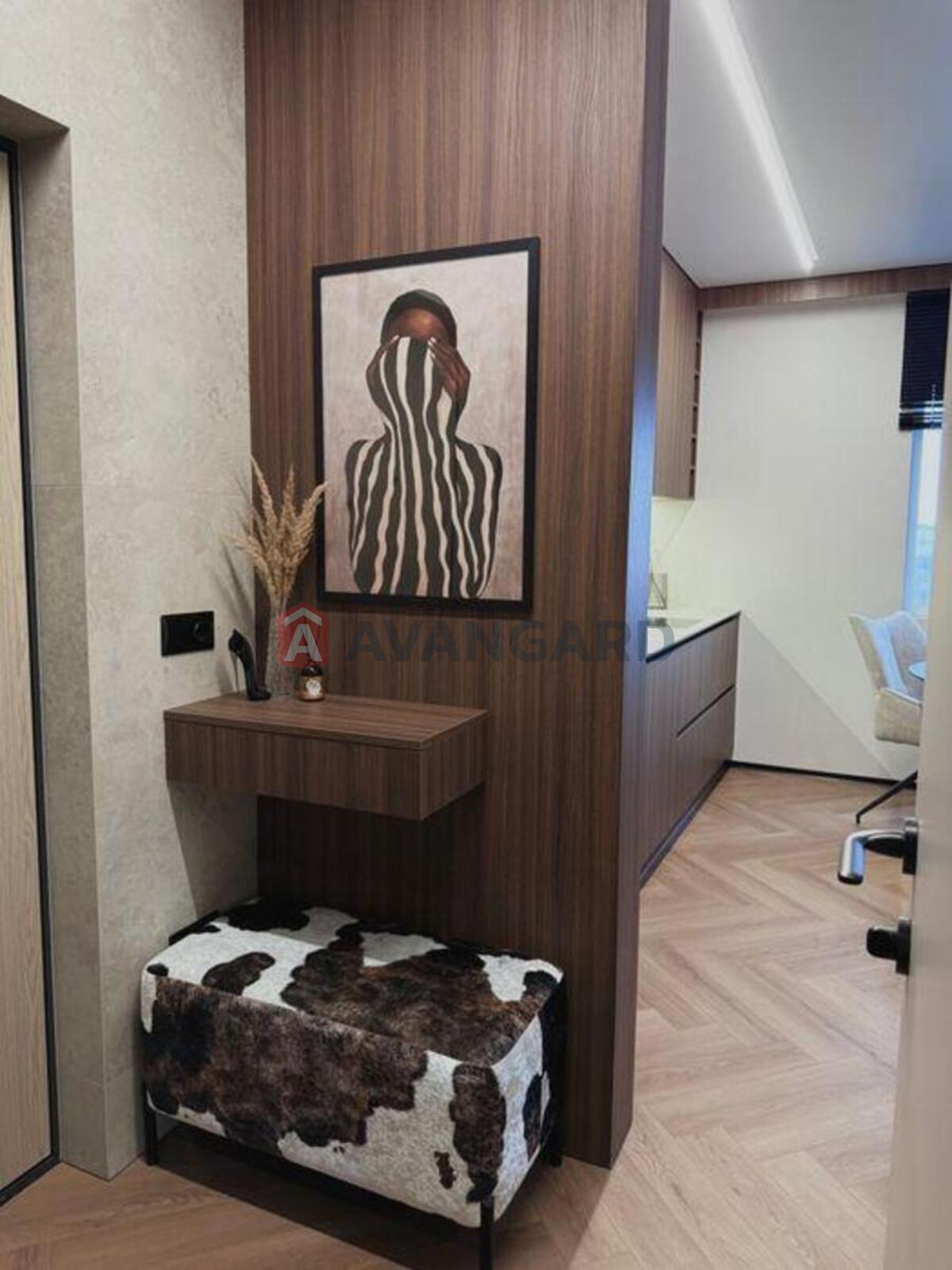 1 ��. ��������, 42/-/20 ��. �., 13/21 ������ ���� 5