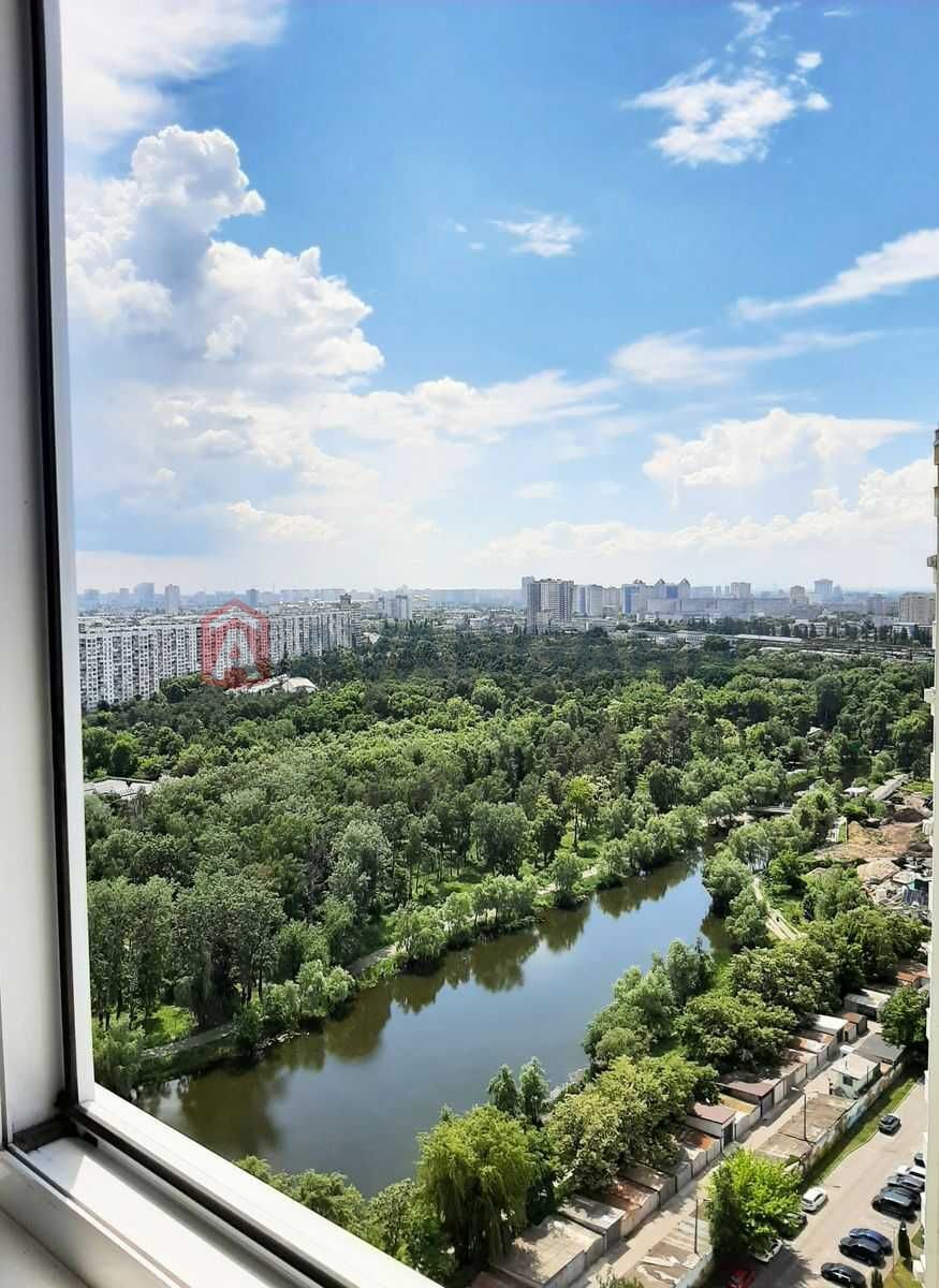 1 ����. ��������, 43/18/12 ��. �., 24/26 ���� ���� 2