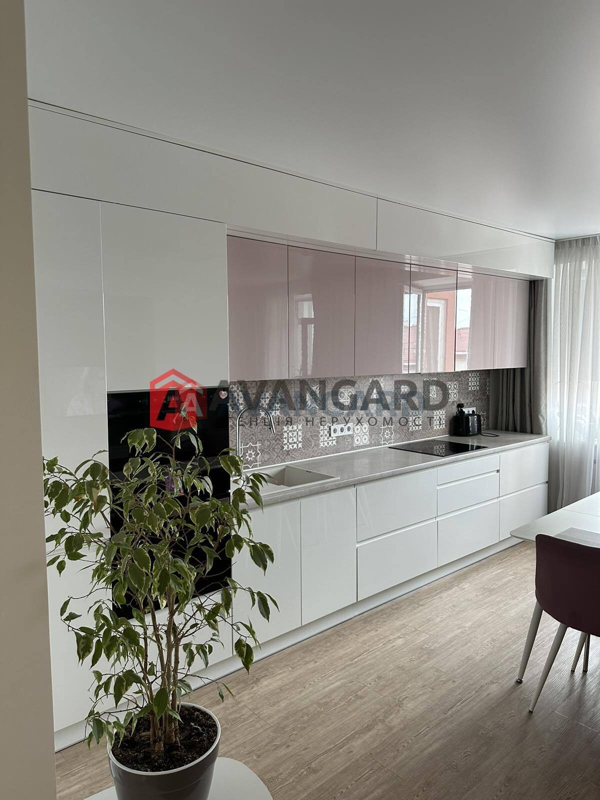 2 ��. ��������, 74/-/17 ��. �., 6/7 ������ ���� 13