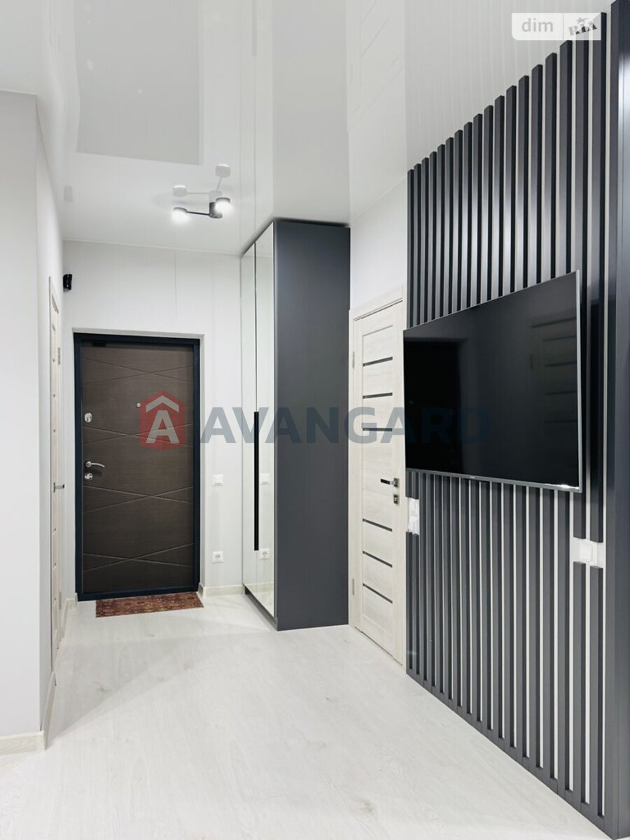 1 ��. ��������, 45/8/25 ��. �., 15/15 ������ ���� 4