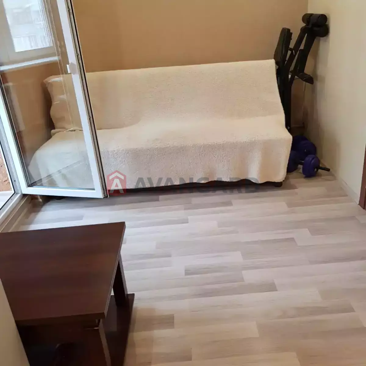 1 ��. ��������, 29/17/4 ��. �., 5/5 ������ ���� 5