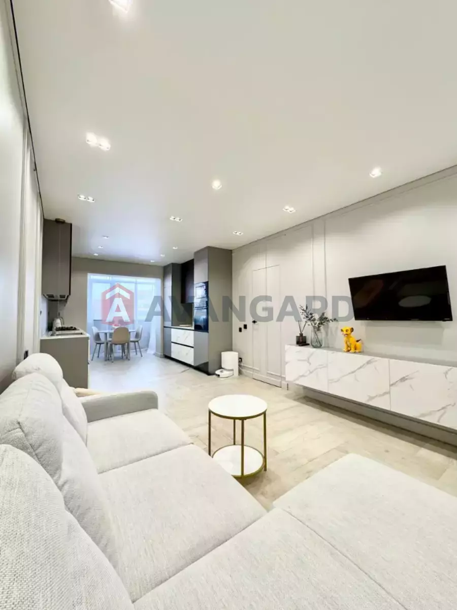 2 ��. ��������, 56/15/20 ��. �., 12/12 ������ ���� 17