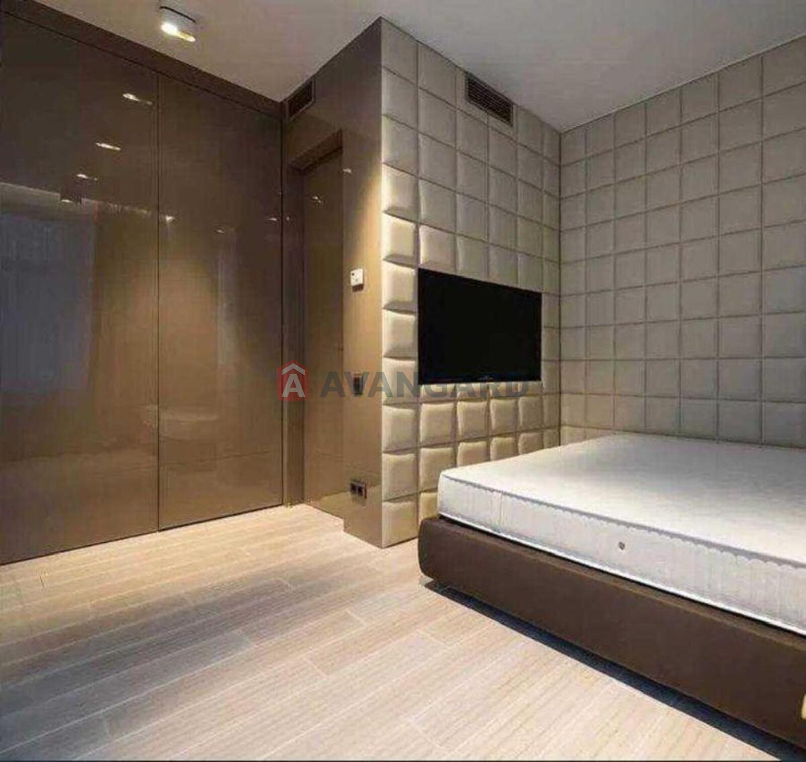 3 ��. ��������, 120/-/38 ��. �., 19/30 ������ ���� 12