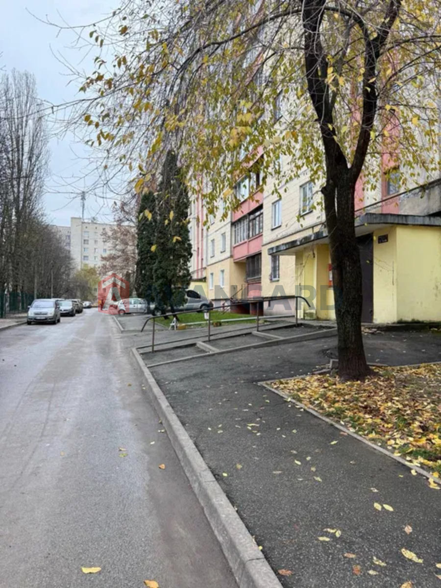 3 кім. квартира, 75/-/8 кв. м., 9/9 поверх фото 14 3 кім. квартира, 75/-/8 кв. м., 9/9 поверх фото 14