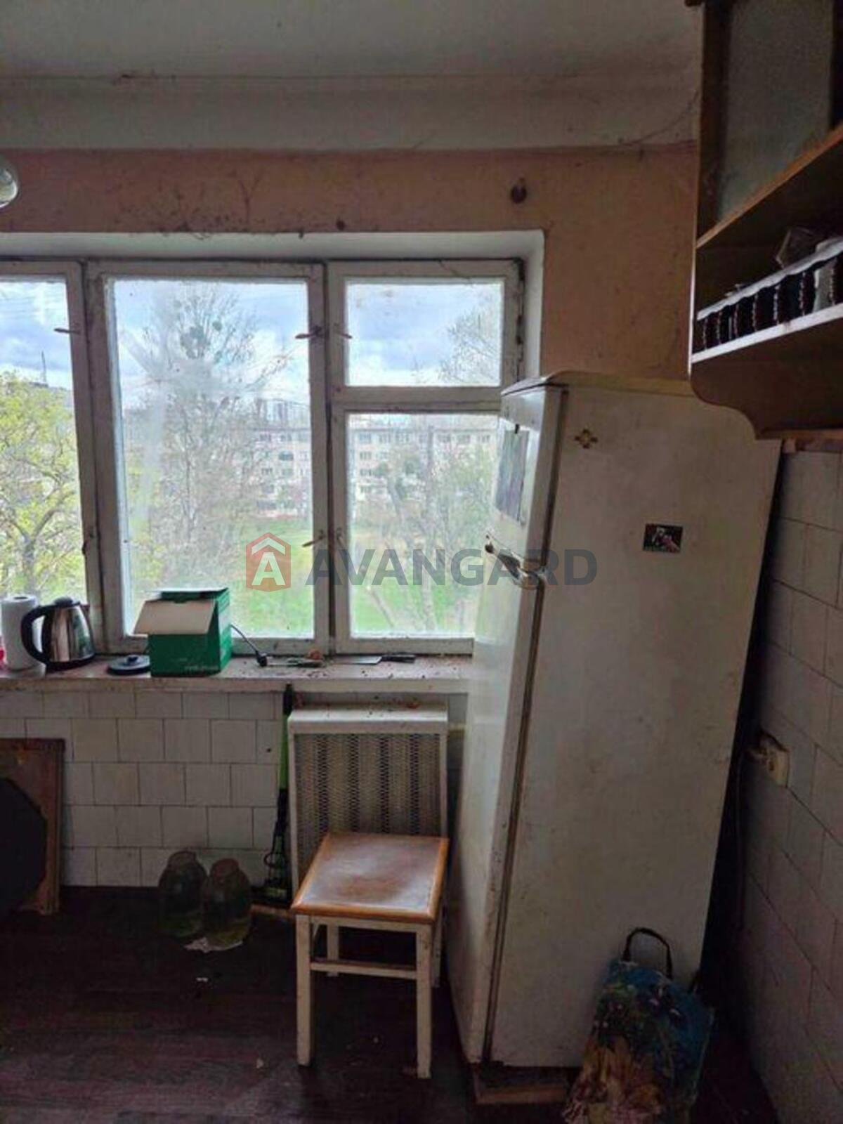 2 ��. ��������, 46/-/5 ��. �., 5/5 ������ ���� 3