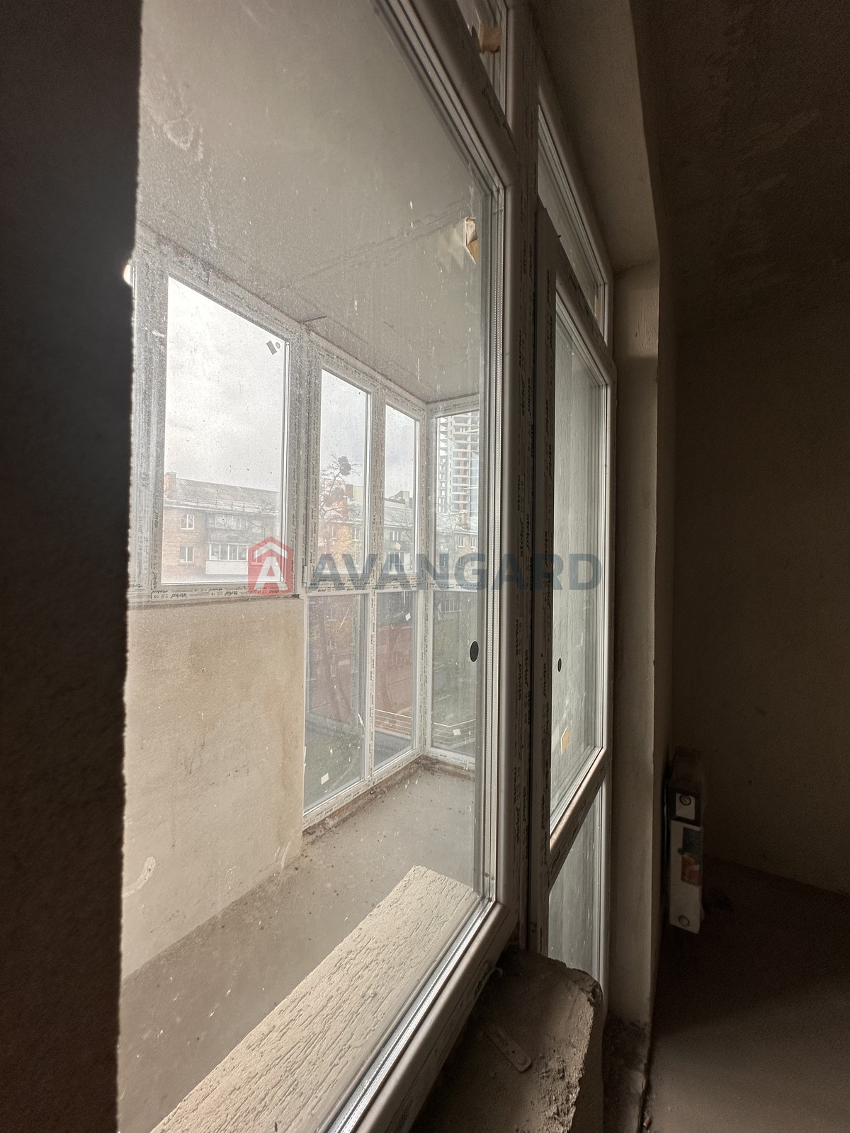 2 ����. ��������, 67,3/13,1/35,1 ��. �., 4/24 ���� ���� 6