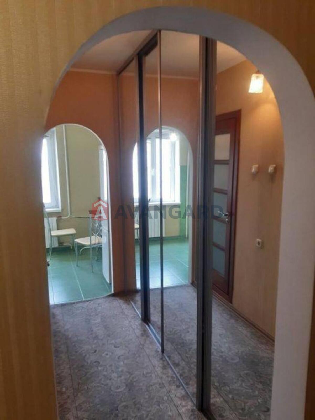 1 ��. ��������, 42/-/9 ��. �., 13/14 ������ ���� 5