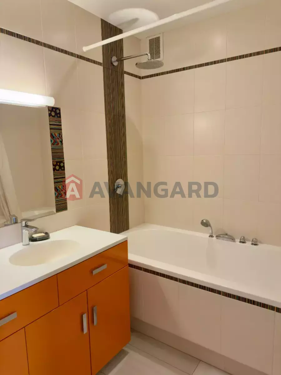 2 ��. ��������, 72/38/15 ��. �., 10/10 ������ ���� 26