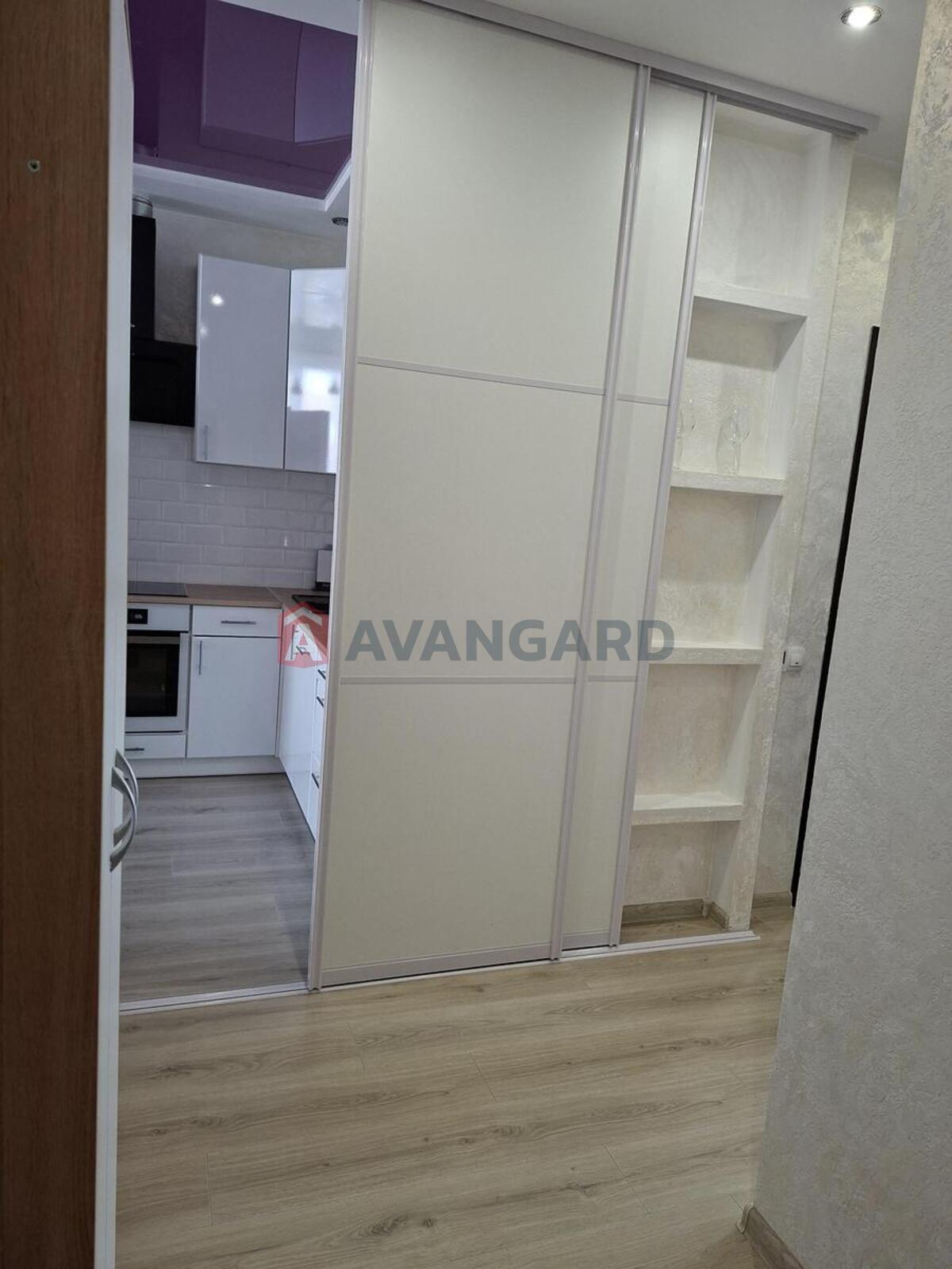 1 ��. ��������, 41/14/15 ��. �., 5/9 ������ ���� 3