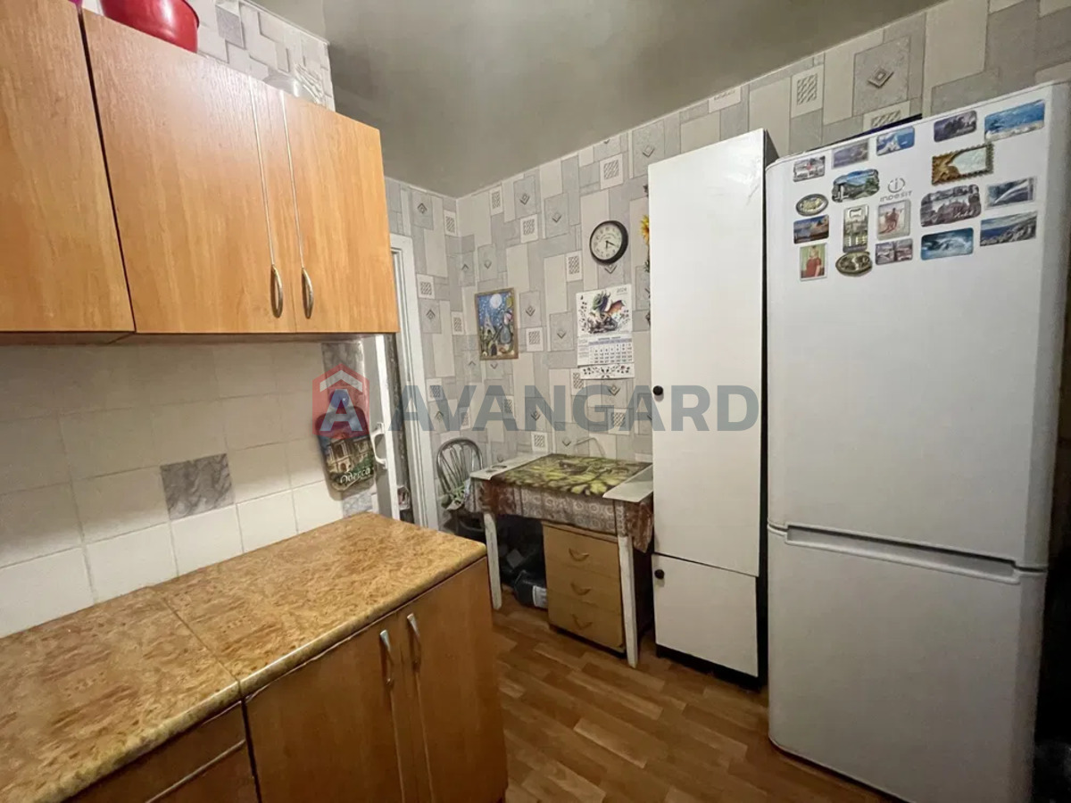 3 . , 69/37/7 . ., 8/9   10