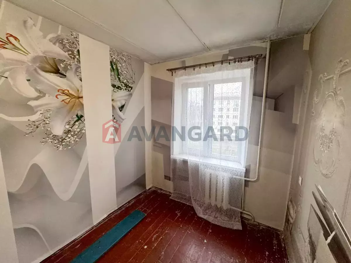 3 ��. ��������, 56/41/5 ��. �., 4/5 ������ ���� 12