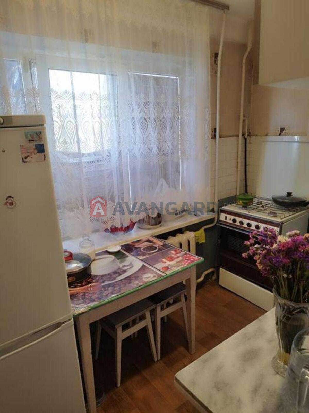 2 ��. ��������, 46/-/6 ��. �., 8/9 ������ ���� 1