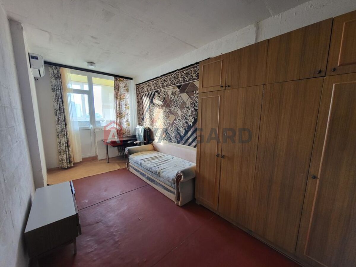 2 ����. ��������, 49/-/7 ��. �., 11/25 ���� ���� 9