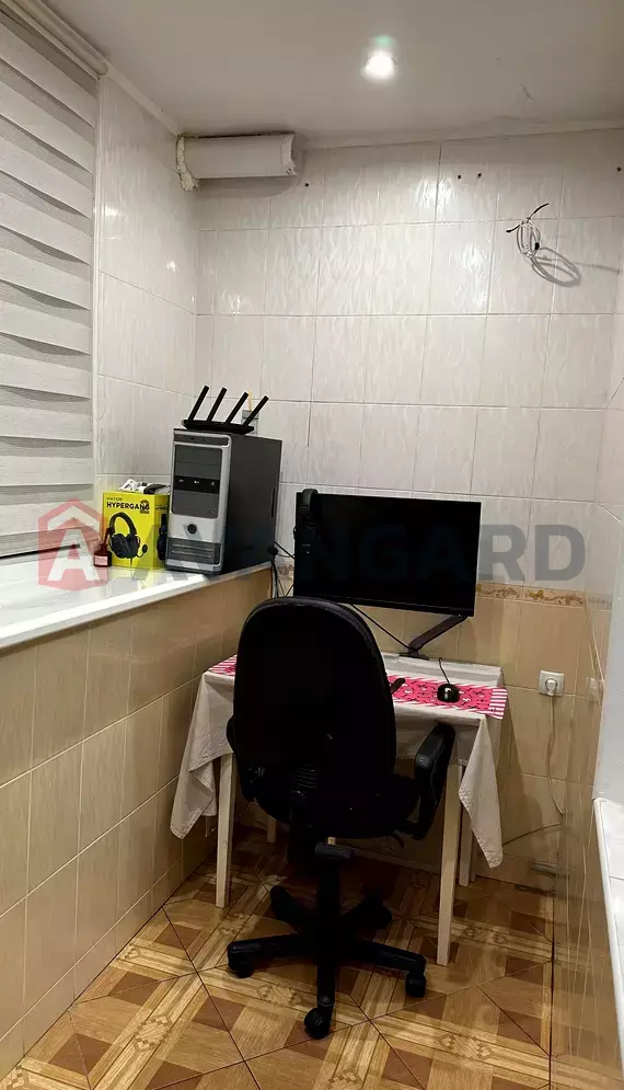 1 . , 39/-/8 . ., 2/9   3