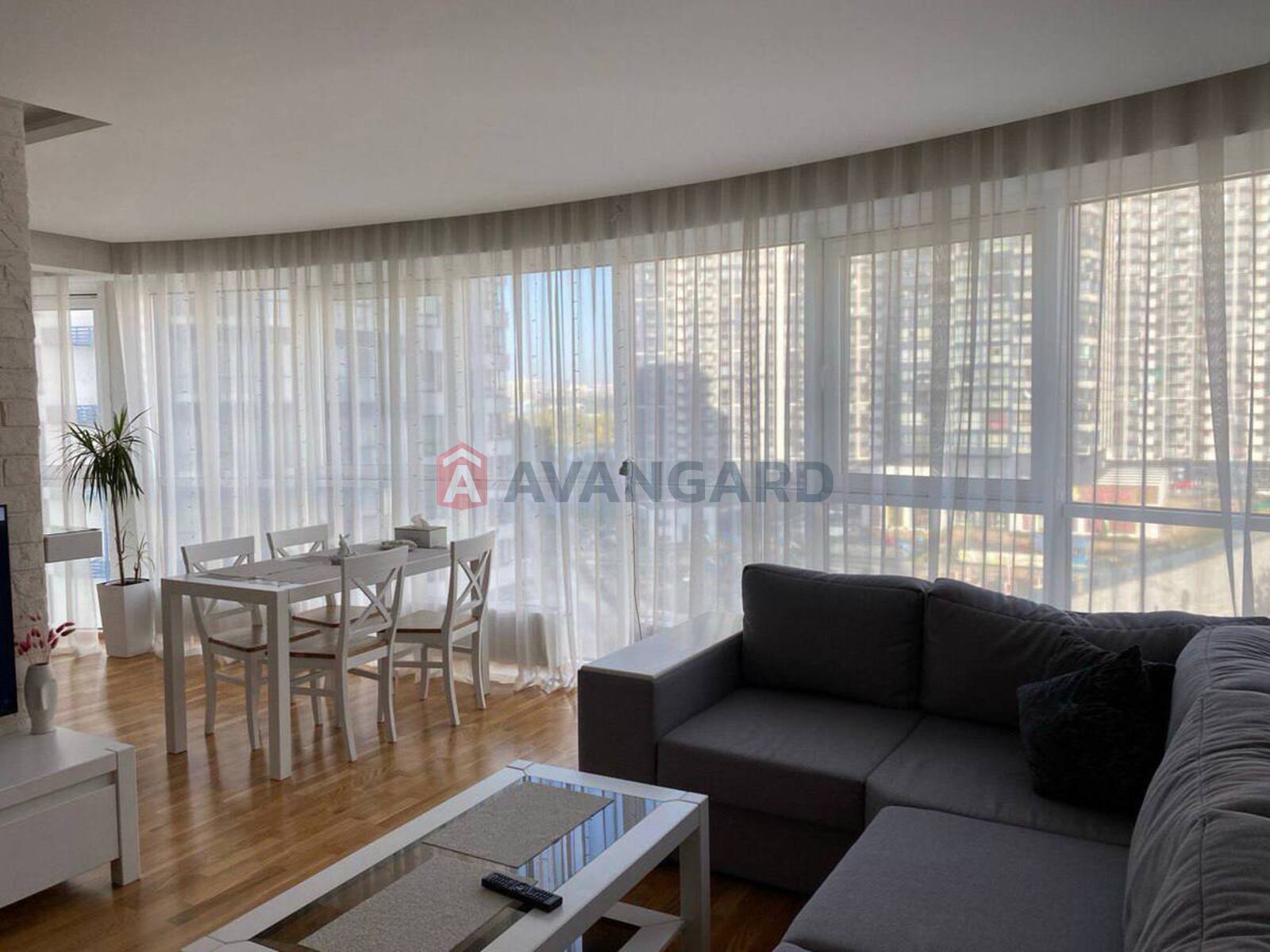 2 ��. ��������, 84/35/37 ��. �., 5/25 ������ ���� 1