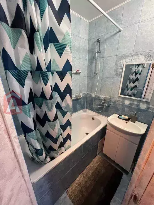 1 . , 33/-/7 . ., 2/9   4