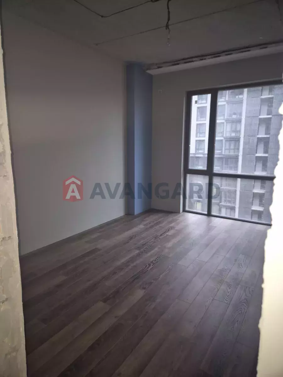 3 ��. ��������, 104/-/25 ��. �., 7/10 ������ ���� 5