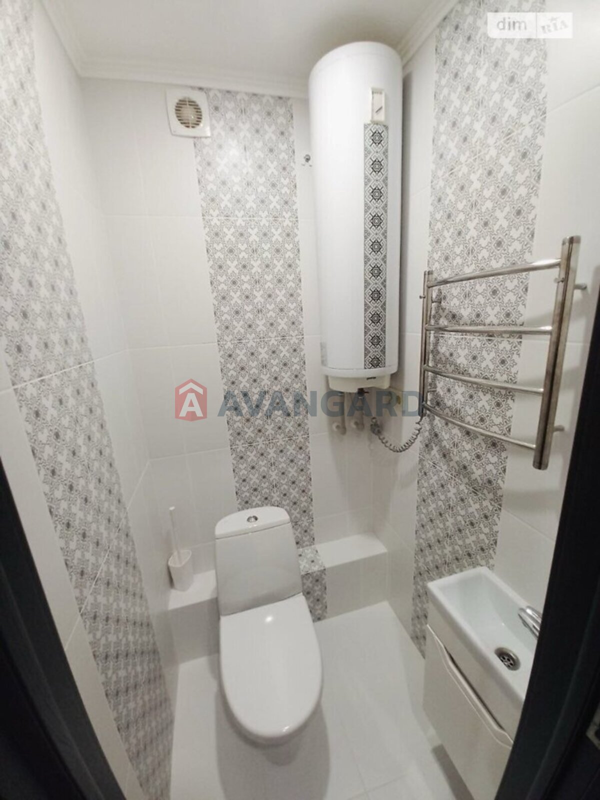 2 ��. ��������, 72/-/16 ��. �., 6/10 ������ ���� 4