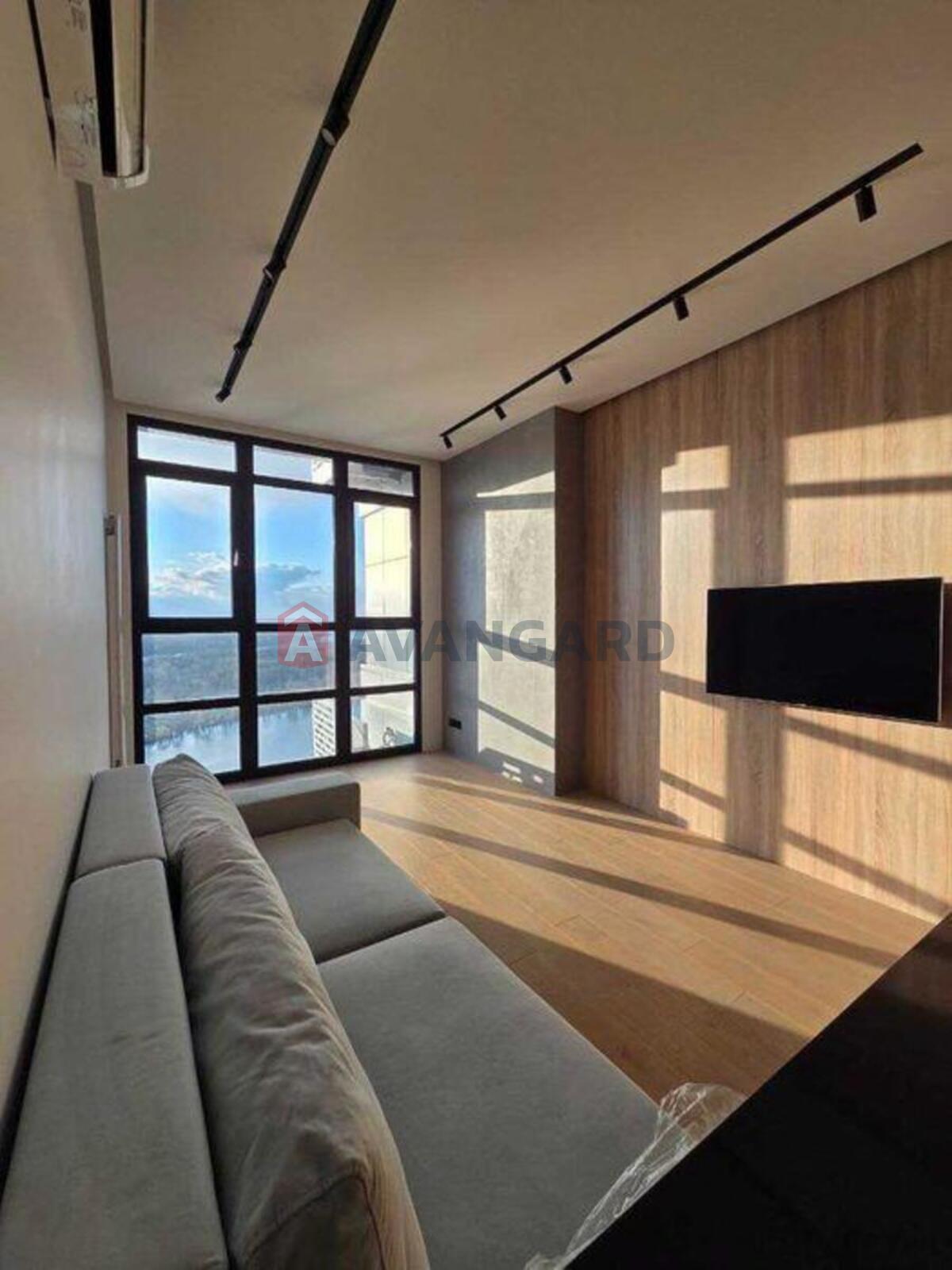 2 ��. ��������, 54/-/20 ��. �., 28/30 ������ ���� 4