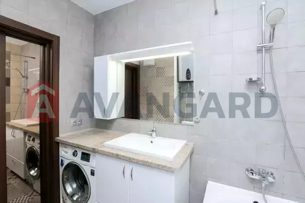 2 ����. ��������, 58/-/12 ��. �., 20/24 ���� ���� 6